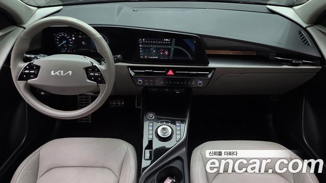 Kia Niro 2023 — photo 10