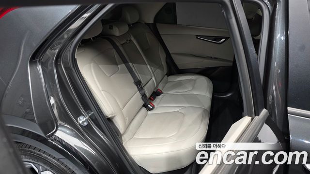 Kia Niro 2023 — photo 17