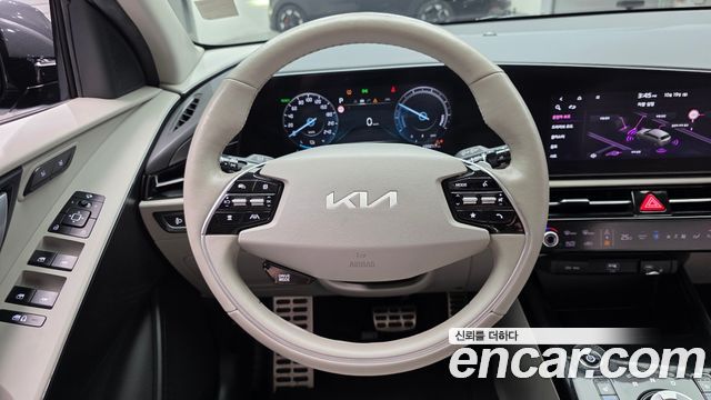 Kia Niro 2023 — photo 20