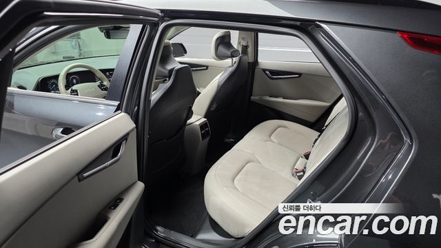 Kia Niro 2023 — photo 27