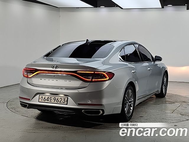 Hyundai Grandeur 2019 — photo 2