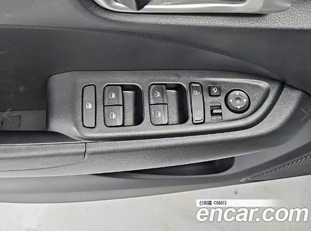 Hyundai Venue 2020 — photo 17