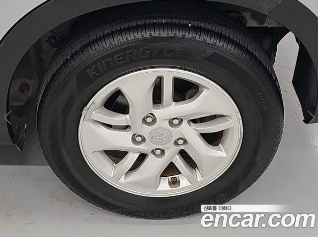 Hyundai Venue 2020 — photo 20