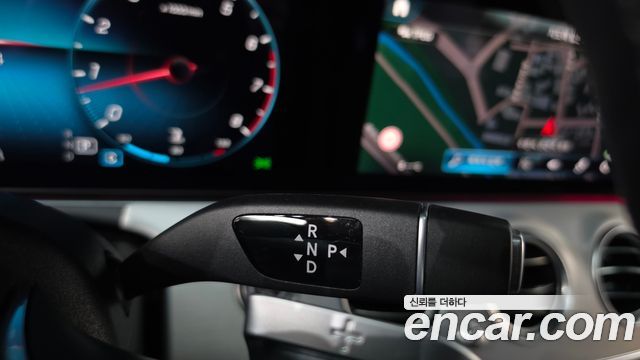 Mercedes-Benz E-Class 2021 — photo 12