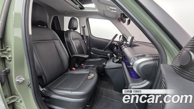 Hyundai Casper 2023 — photo 16