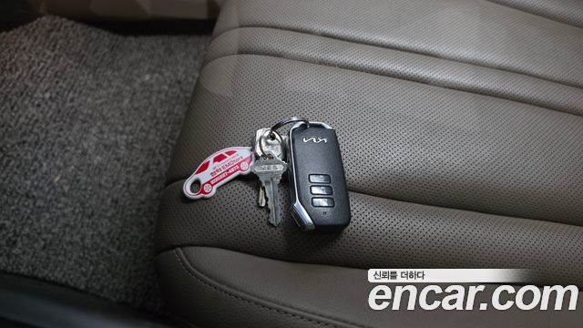 Kia K8 2023 — photo 21