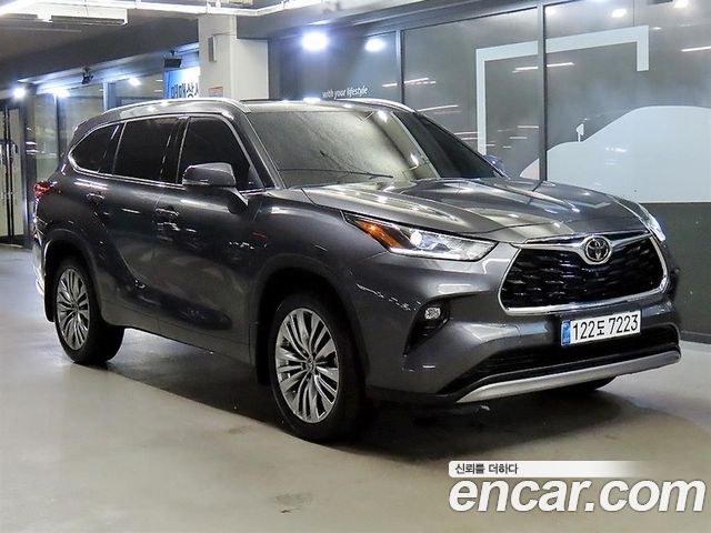 Toyota Highlander 2025 — photo 3