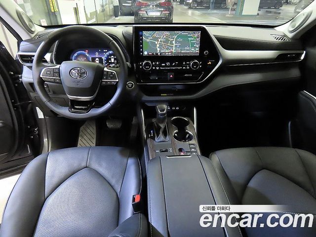 Toyota Highlander 2025 — photo 7