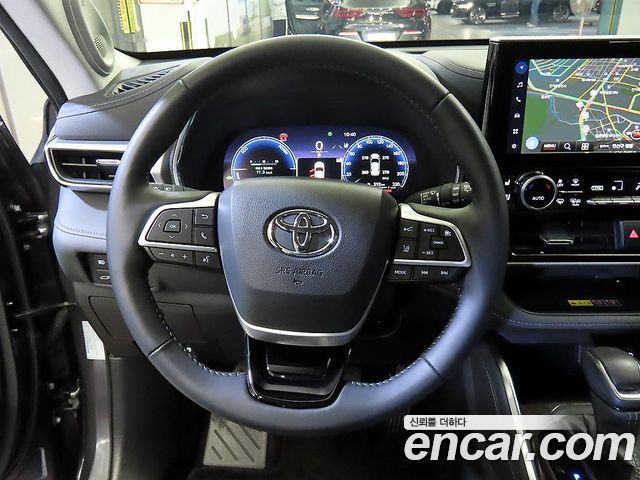 Toyota Highlander 2025 — photo 11
