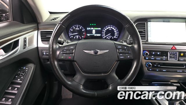 Genesis G80 2018 — photo 12