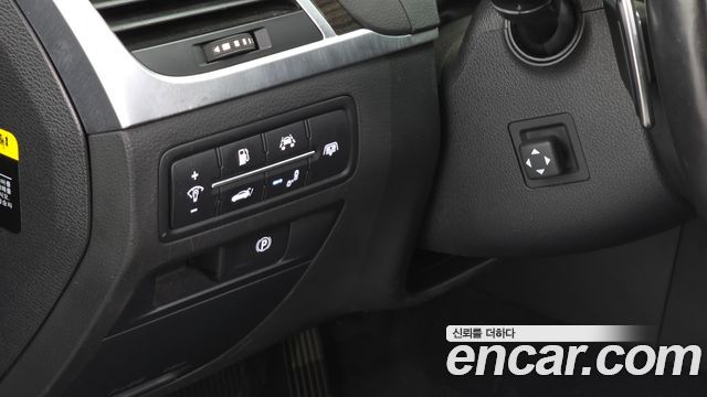 Genesis G80 2018 — photo 15