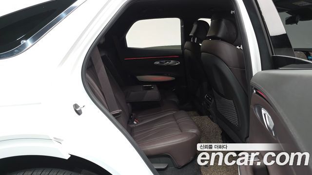 Genesis GV70 2026 — photo 17