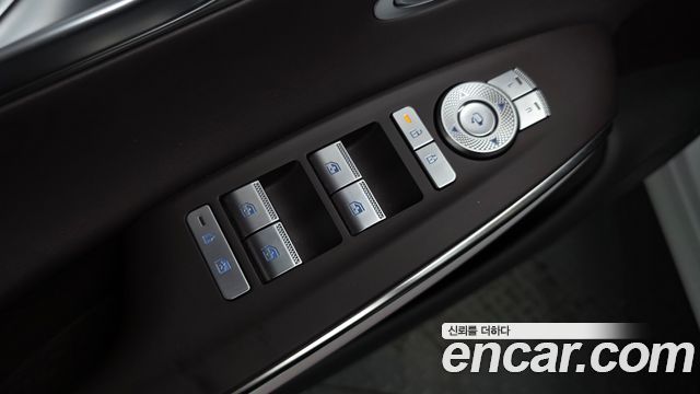 Genesis GV70 2026 — photo 37