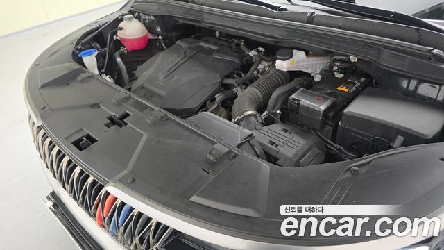 Kia Canival 2023 — photo 6