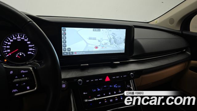 Kia Canival 2023 — photo 13