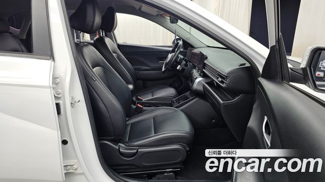Hyundai Kona 2023 — photo 17