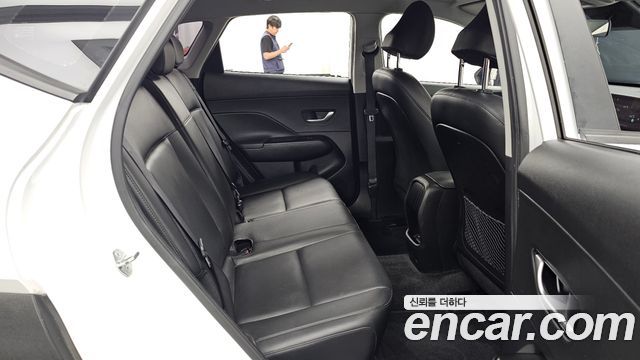 Hyundai Kona 2023 — photo 18