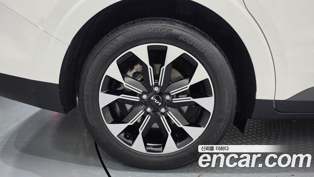 Kia Canival 2022 — photo 5