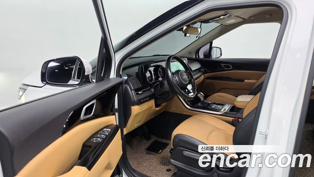 Kia Canival 2022 — photo 10