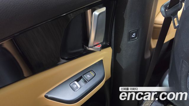 Kia Canival 2022 — photo 18
