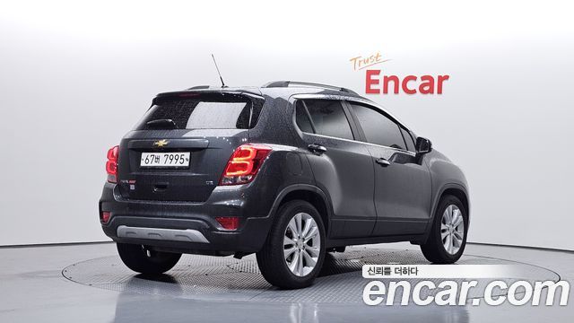 Chevrolet Korea Trax 2017 — photo 2