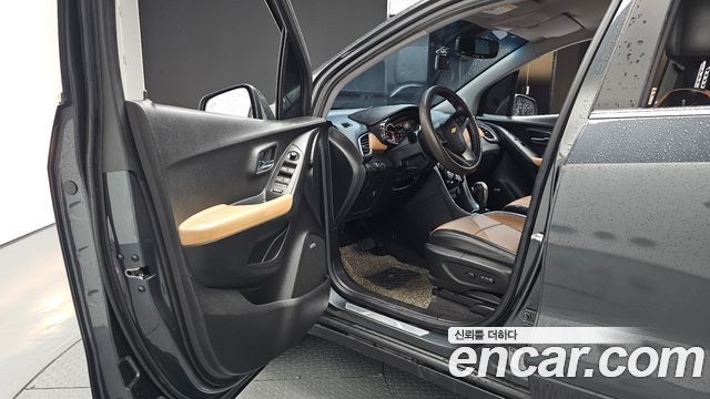 Chevrolet Korea Trax 2017 — photo 13