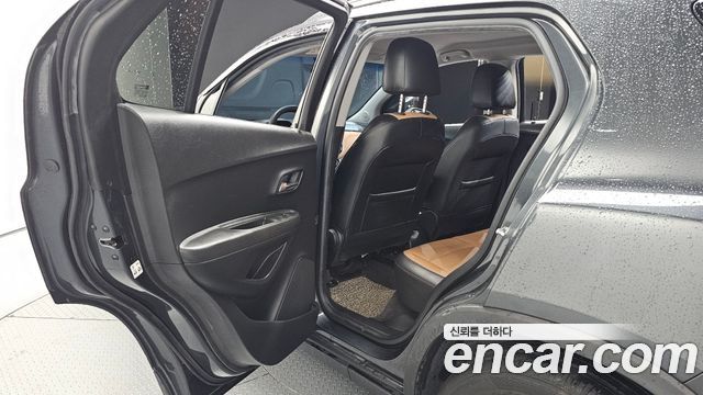 Chevrolet Korea Trax 2017 — photo 18