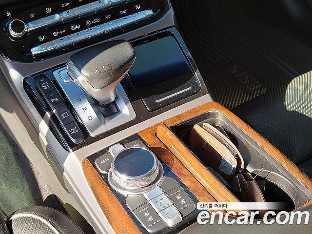 Genesis EQ900 2018 — photo 10
