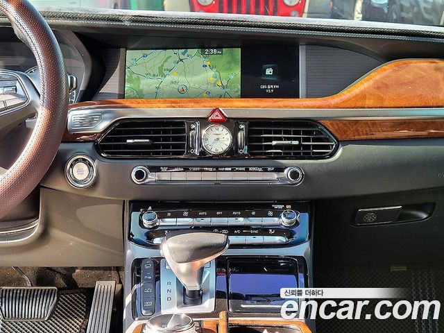 Genesis EQ900 2018 — photo 11