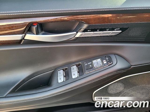 Genesis EQ900 2018 — photo 12