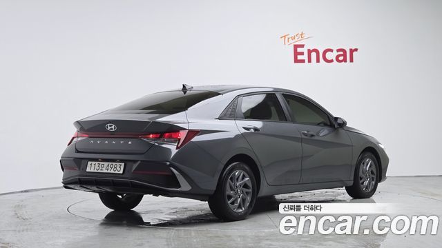 Hyundai AVANTE 2026 — photo 2