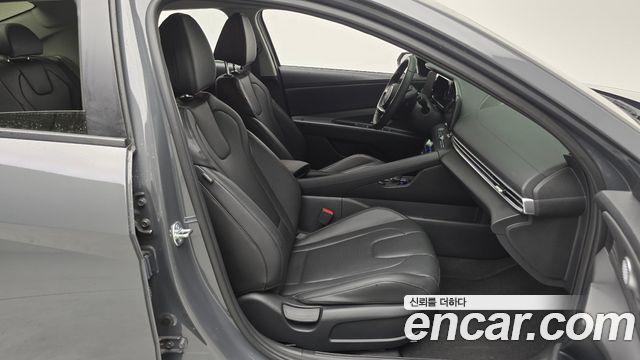 Hyundai AVANTE 2026 — photo 11