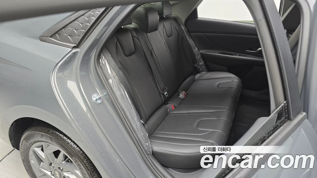 Hyundai AVANTE 2026 — photo 12