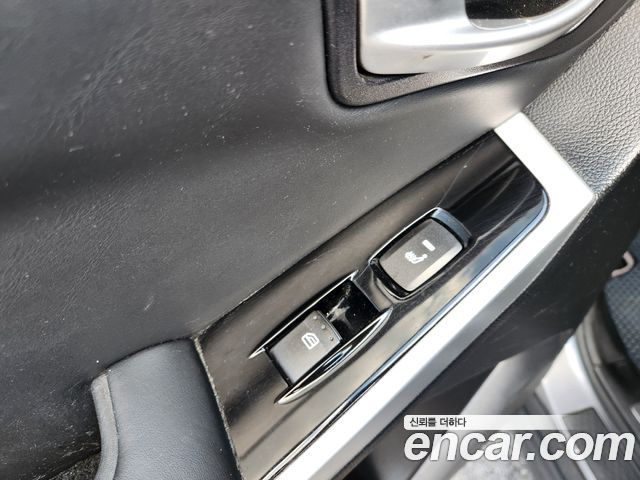 KG Mobility KORANDO 2015 — photo 13
