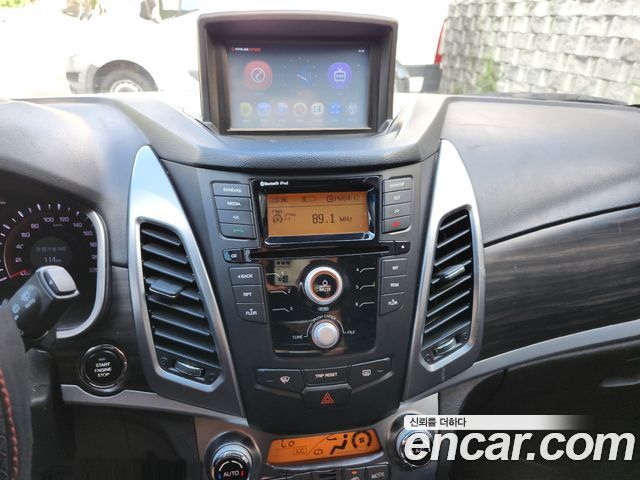 KG Mobility KORANDO 2015 — photo 16