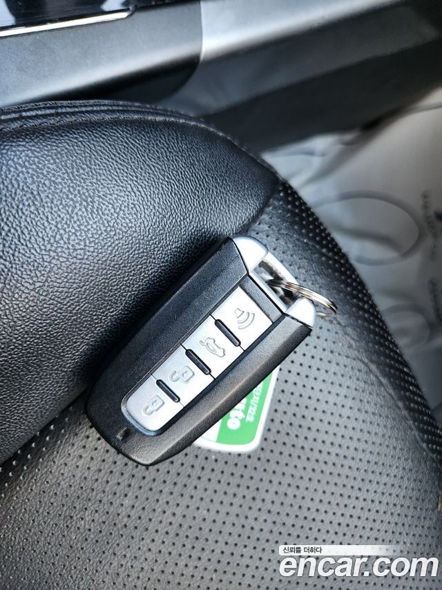 KG Mobility KORANDO 2015 — photo 18
