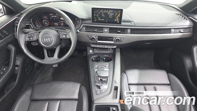 Audi A4 2019 — photo 10