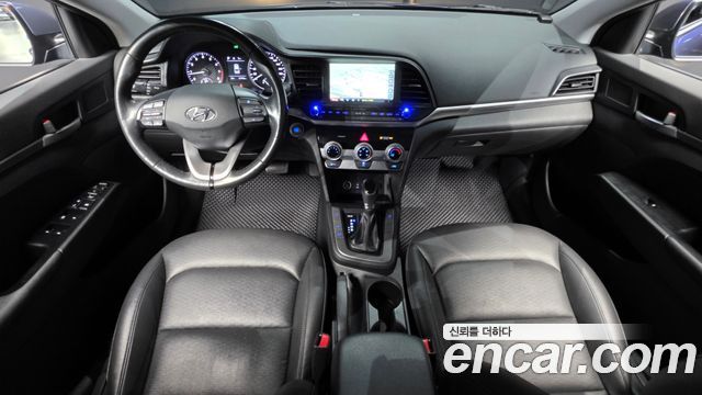 Hyundai AVANTE 2019 — photo 10