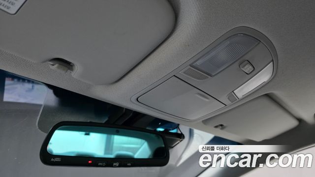 Hyundai AVANTE 2019 — photo 24