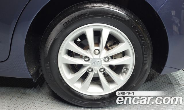 Hyundai AVANTE 2019 — photo 7