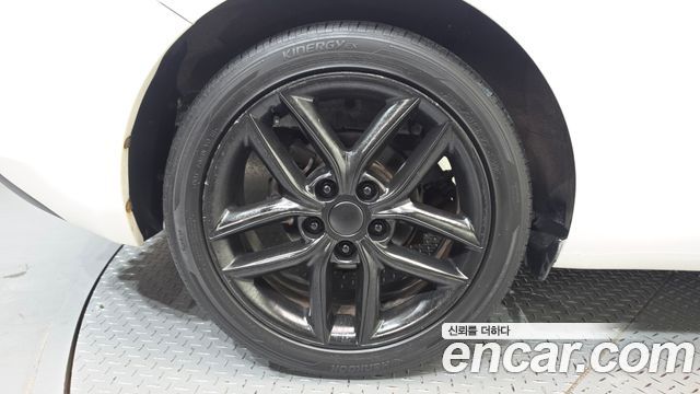 Kia Porte 2012 — photo 5