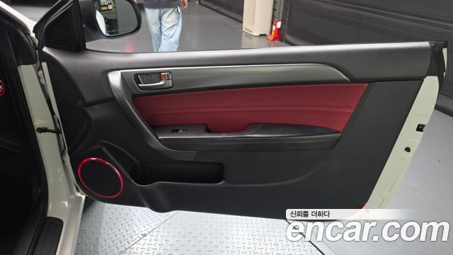 Kia Porte 2012 — photo 15