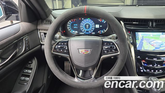 Cadillac CTS 2018 — photo 19