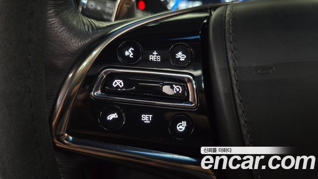 Cadillac CTS 2018 — photo 24