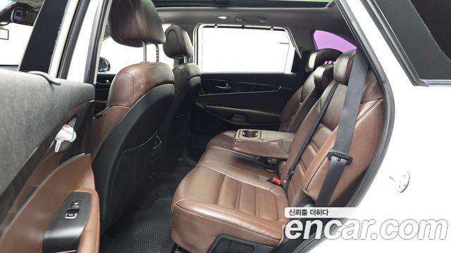 Kia Sorento 2016 — photo 12