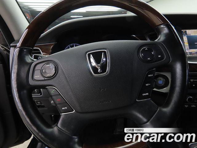 Hyundai Equus 2014 — photo 8