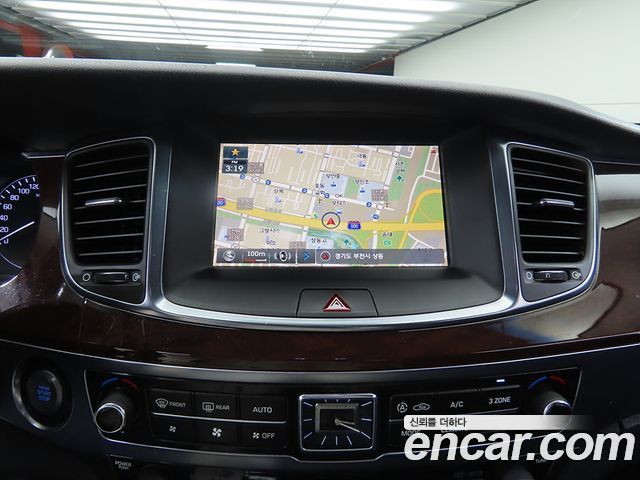 Hyundai Equus 2014 — photo 13
