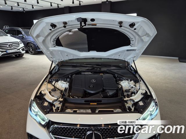 Mercedes-Benz E-Class 2026 — photo 6