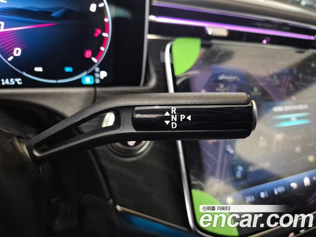 Mercedes-Benz E-Class 2026 — photo 9