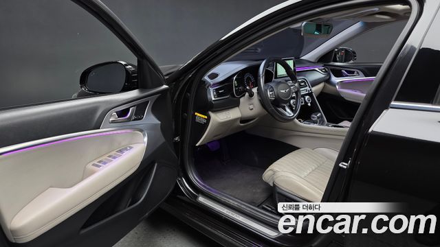Genesis G70 2018 — photo 10